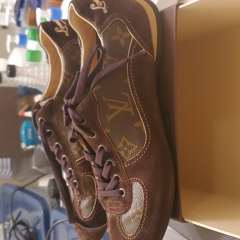 LV Sneakers